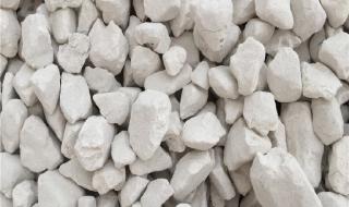 石灰粉哪里可以买到 农家院使用生石灰哪里买